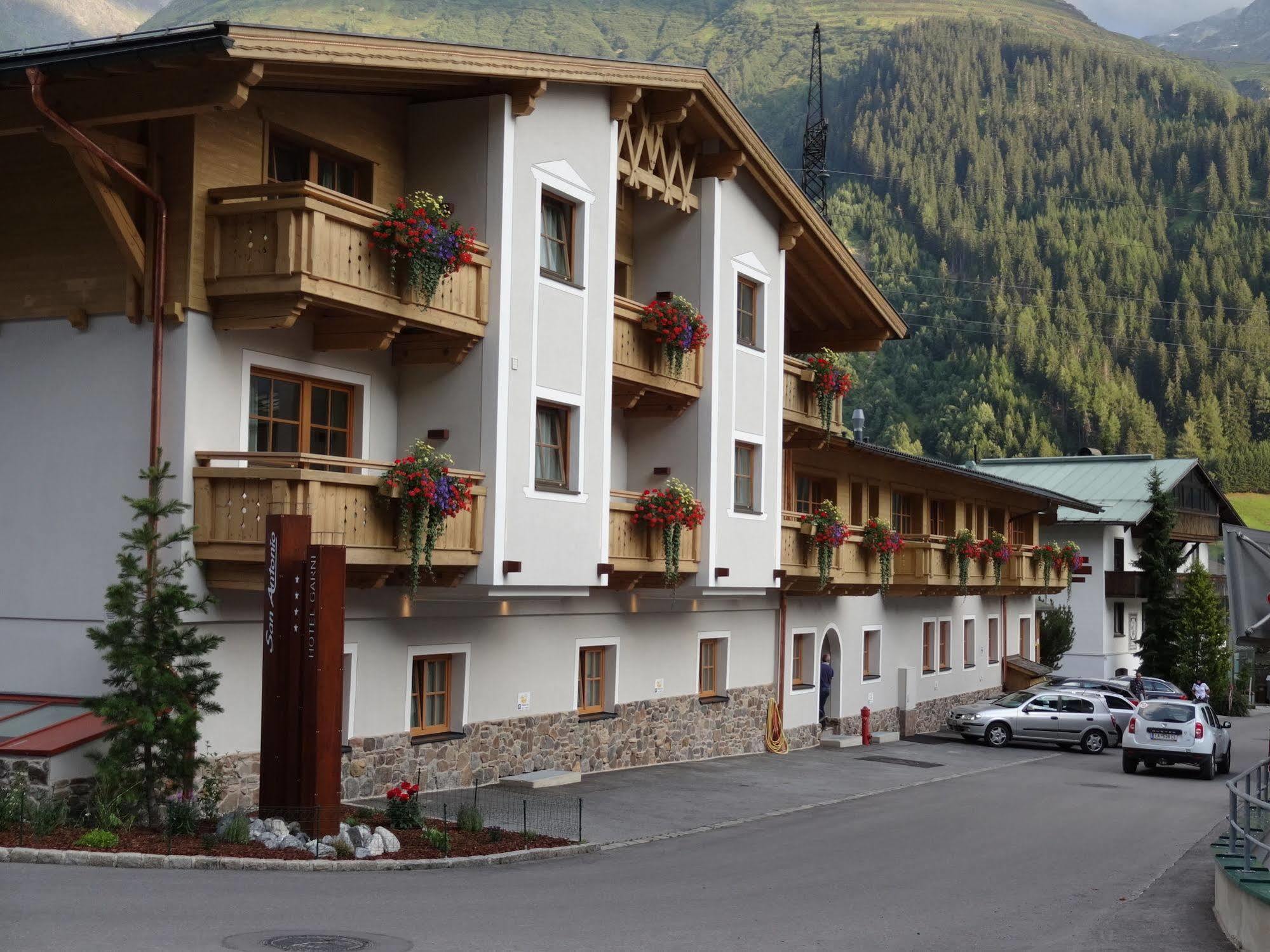 Apart Hotel San Antonio Sankt Anton am Arlberg Extérieur photo